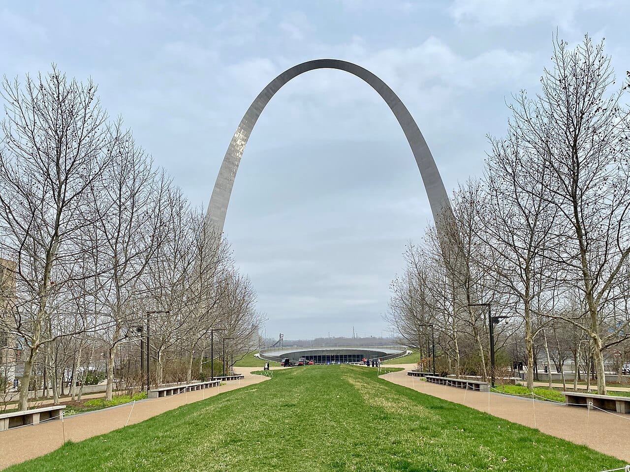 Gateway Arch & Museum of Western Expansion photo